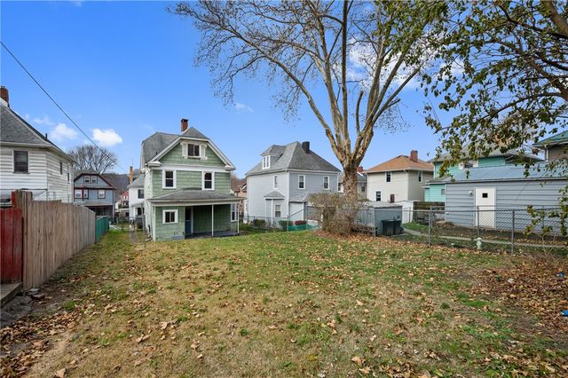 1254 Victoria Ave, New Kensington, PA 15068