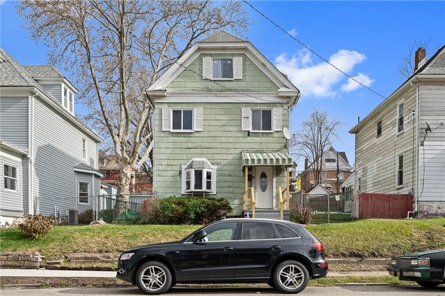 1254 Victoria Ave, New Kensington, PA 15068