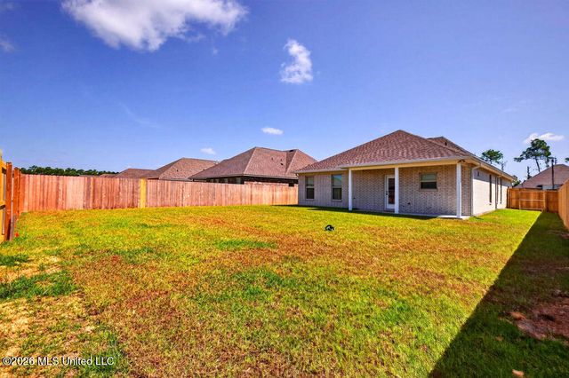 7719 Claymont Circle, Ocean Springs, MS 39564