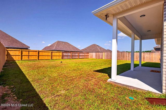 7719 Claymont Circle, Ocean Springs, MS 39564