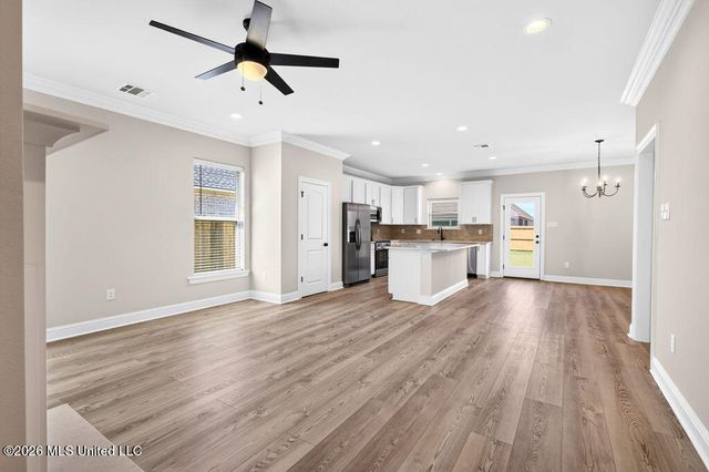 7719 Claymont Circle, Ocean Springs, MS 39564