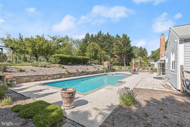 5 BARNSTABLE CT, Owings Mills, MD 21117