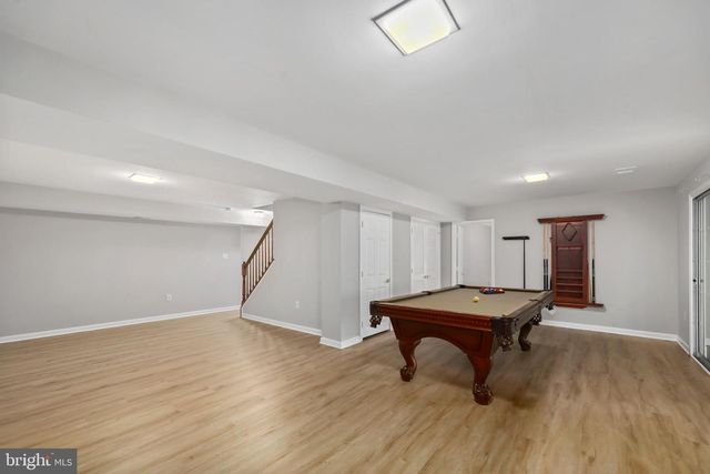 5926 FAIRVIEW WOODS DR, Fairfax Station, VA 22039