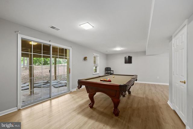 5926 FAIRVIEW WOODS DR, Fairfax Station, VA 22039