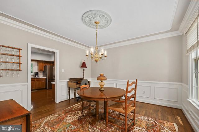 5926 FAIRVIEW WOODS DR, Fairfax Station, VA 22039