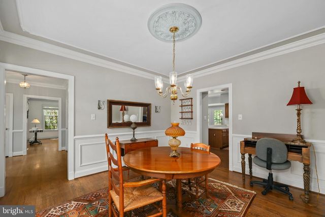5926 FAIRVIEW WOODS DR, Fairfax Station, VA 22039
