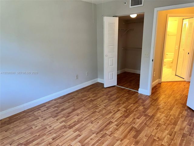 460 S Park Rd 6-203, Hollywood, FL 33021