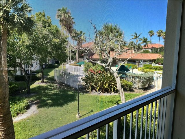 460 S Park Rd 6-203, Hollywood, FL 33021