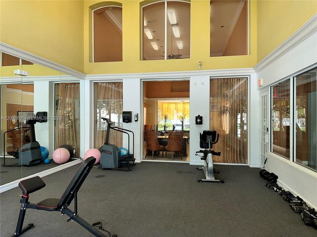 460 S Park Rd 6-203, Hollywood, FL 33021
