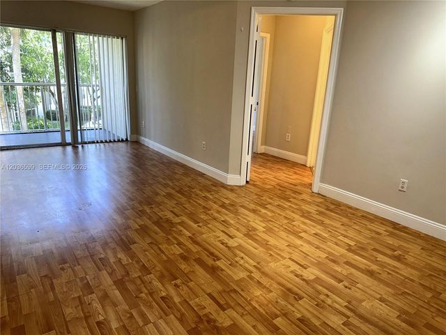 460 S Park Rd 6-203, Hollywood, FL 33021