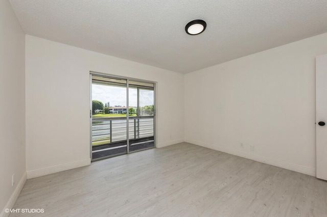 118 Somerset F, West Palm Beach, FL 33417