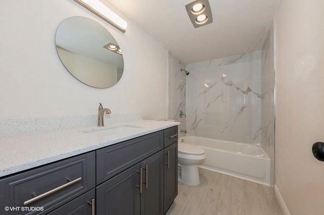 118 Somerset F, West Palm Beach, FL 33417