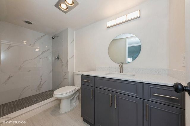 118 Somerset F, West Palm Beach, FL 33417