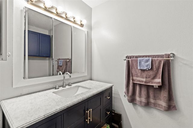 3703 31ST STREET E, Bradenton, FL 34208