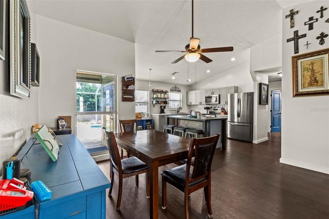 3703 31ST STREET E, Bradenton, FL 34208