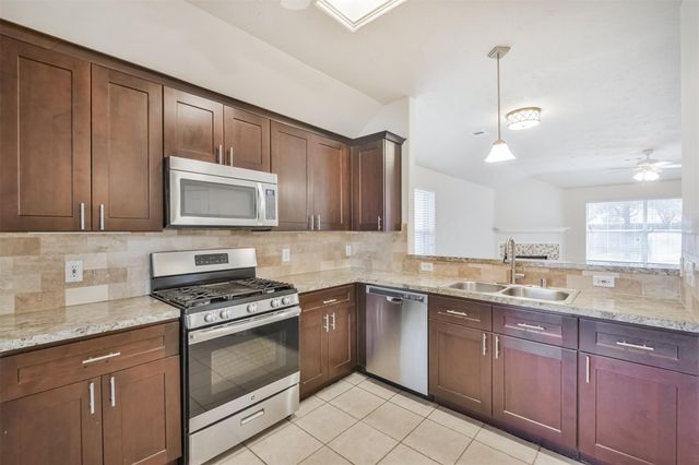 12039 Lucky Meadow Drive, Tomball, TX 77375