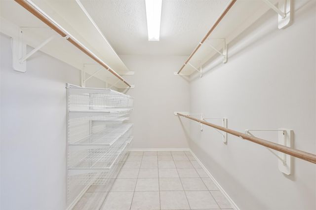 12039 Lucky Meadow Drive, Tomball, TX 77375