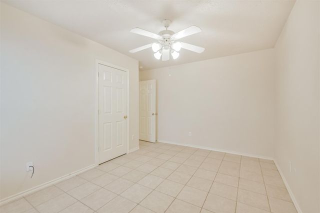 12039 Lucky Meadow Drive, Tomball, TX 77375