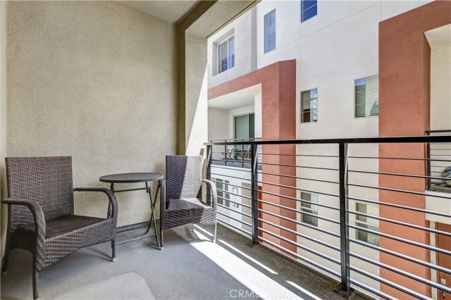 212 Paramount, Irvine, CA 92618