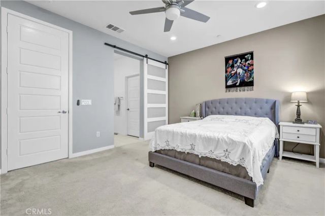 212 Paramount, Irvine, CA 92618