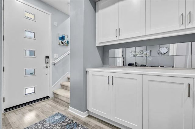 212 Paramount, Irvine, CA 92618