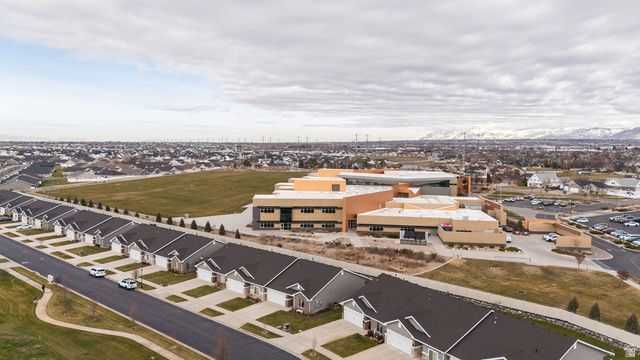 1281 S GRACE WAY, Layton, UT 84041