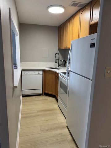 22700 Garrison Street 501, Dearborn, MI 48124