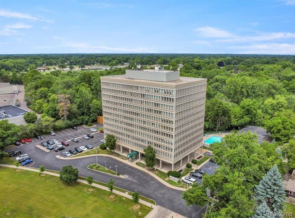 22700 Garrison Street 501, Dearborn, MI 48124