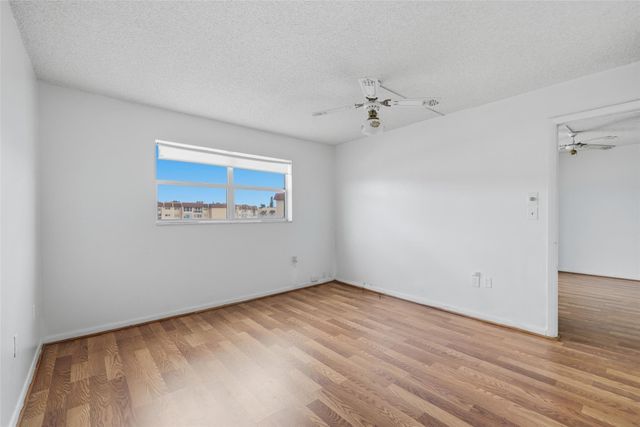 8951 Sunrise Lakes Boulevard 209, Sunrise, FL 33322