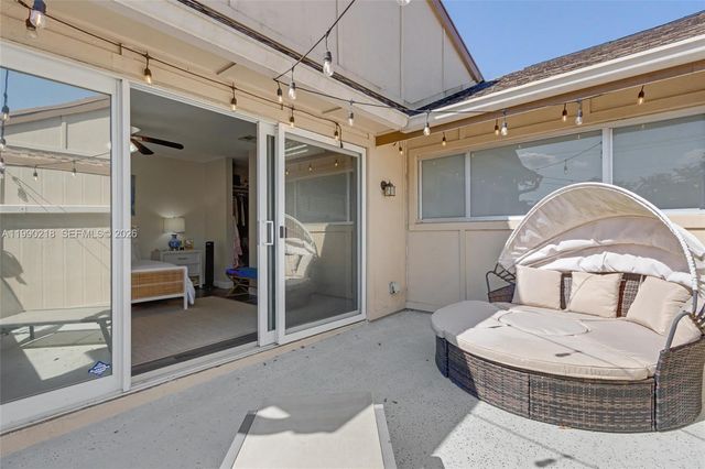 835 NW 80th Ter 11, Plantation, FL 33324