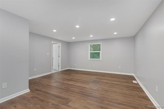 18969 Fairport Street, Detroit, MI 48205
