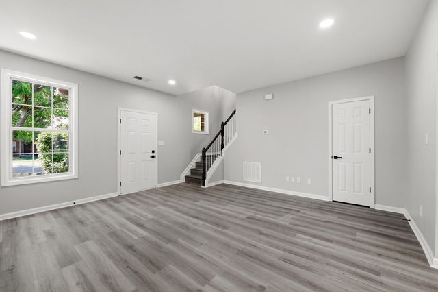 427 Newbury Way, Lexington, KY 40514