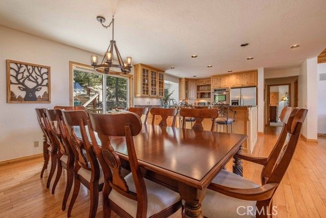 305 Starlight Circle, Big Bear Lake, CA 92315