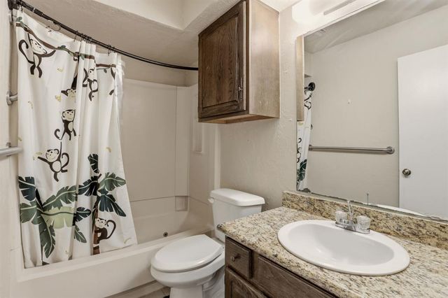 14303 N Pennsylvania Avenue 1F, Oklahoma City, OK 73134