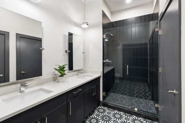 112 Rogers Street NE 210, Atlanta, GA 30317