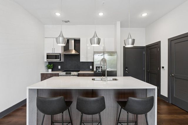 112 Rogers Street NE 210, Atlanta, GA 30317