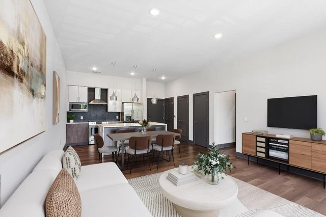 112 Rogers Street NE 210, Atlanta, GA 30317