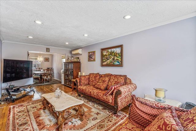 11802 Springfield Boulevard, Cambria Heights, NY 11411