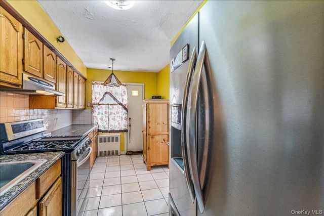 11802 Springfield Boulevard, Cambria Heights, NY 11411