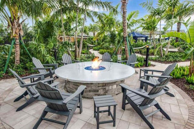 4688 E Pinehurst Trl Trail E, Oakland Park, FL 33309