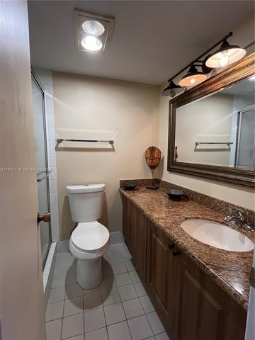 2806 N 46th Avenue D537, Hollywood, FL 33021