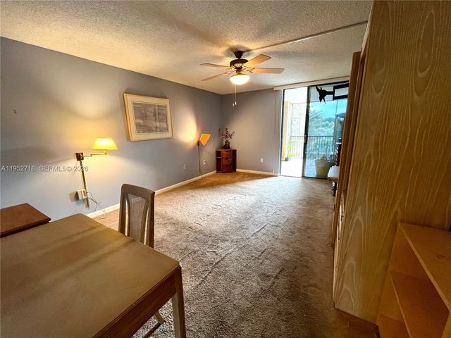 2806 N 46th Avenue D537, Hollywood, FL 33021
