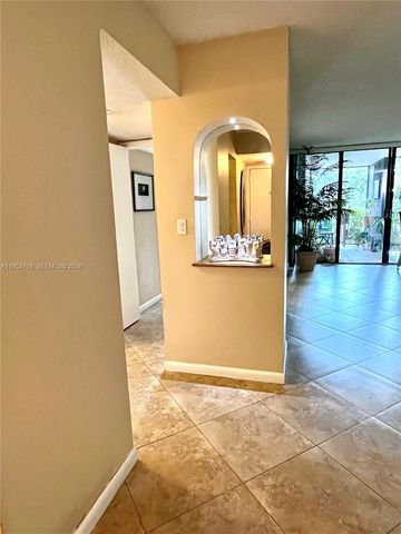 2806 N 46th Avenue D537, Hollywood, FL 33021
