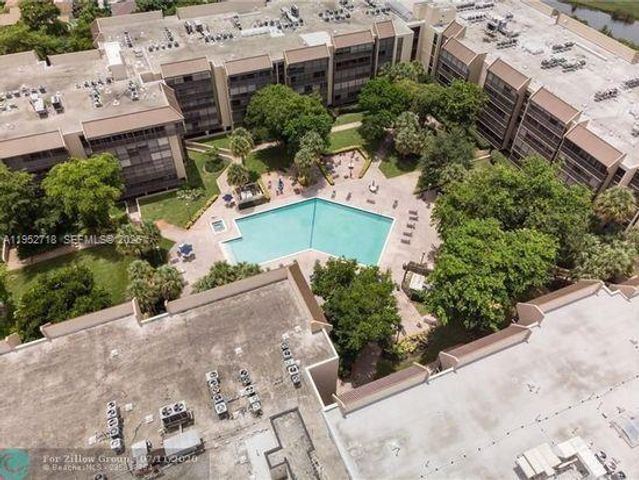 2806 N 46th Avenue D537, Hollywood, FL 33021