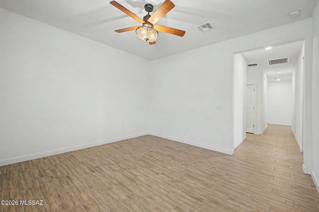 2177 W Desert Topaz Way, Tucson, AZ 85742