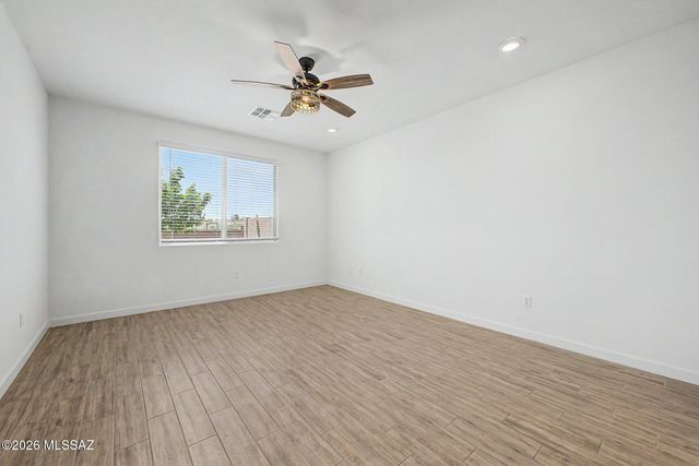 2177 W Desert Topaz Way, Tucson, AZ 85742