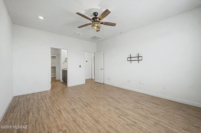 2177 W Desert Topaz Way, Tucson, AZ 85742
