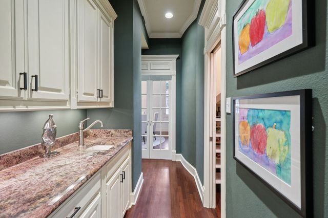 3109 Shadow Drive W, Arlington, TX 76006