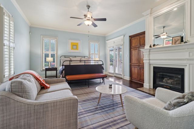 3109 Shadow Drive W, Arlington, TX 76006
