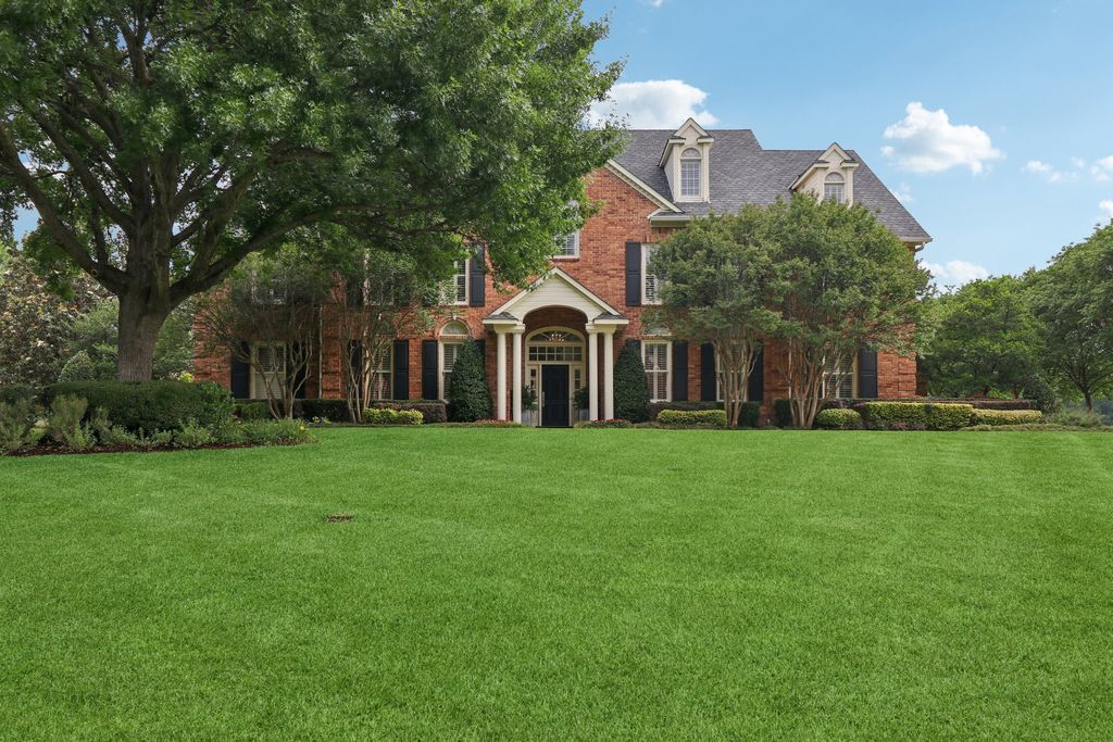 3109 Shadow Drive W, Arlington, TX 76006